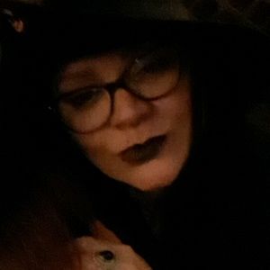 Meet your Posher, Mary april